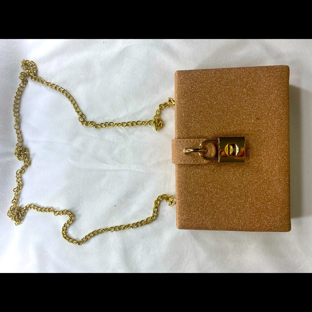 Champagne pink clutch
